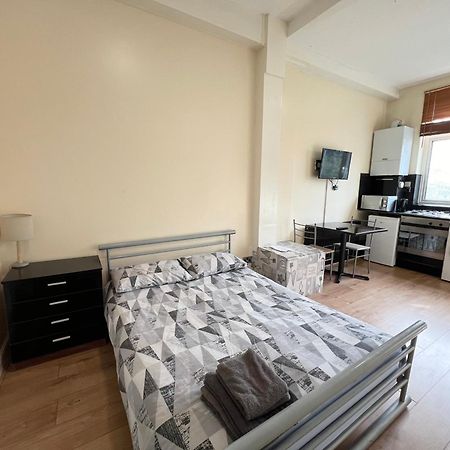 Comfy Apartments - Finchley Road ลอนดอน ภายนอก รูปภาพ