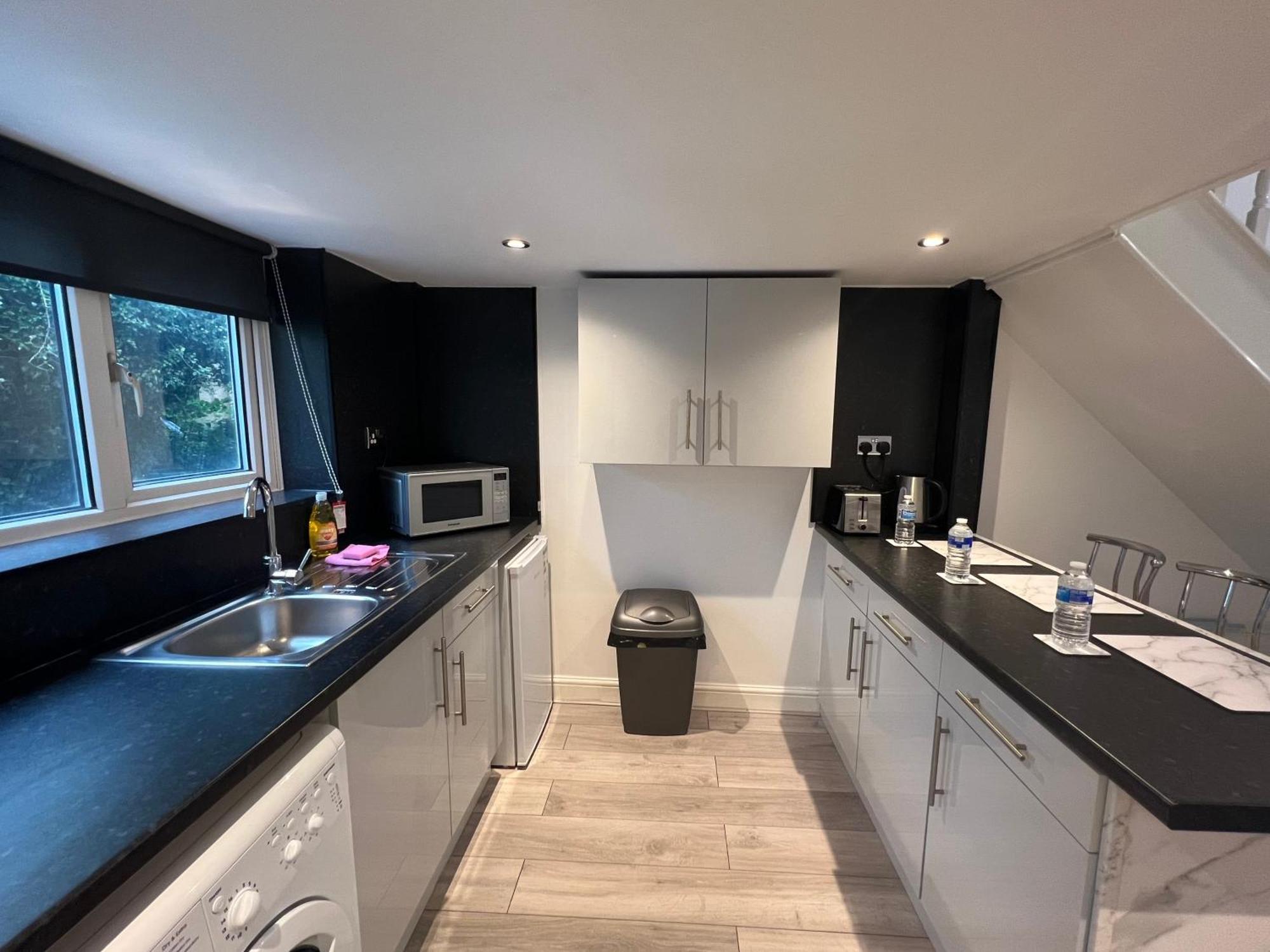 Comfy Apartments - Finchley Road ลอนดอน ภายนอก รูปภาพ