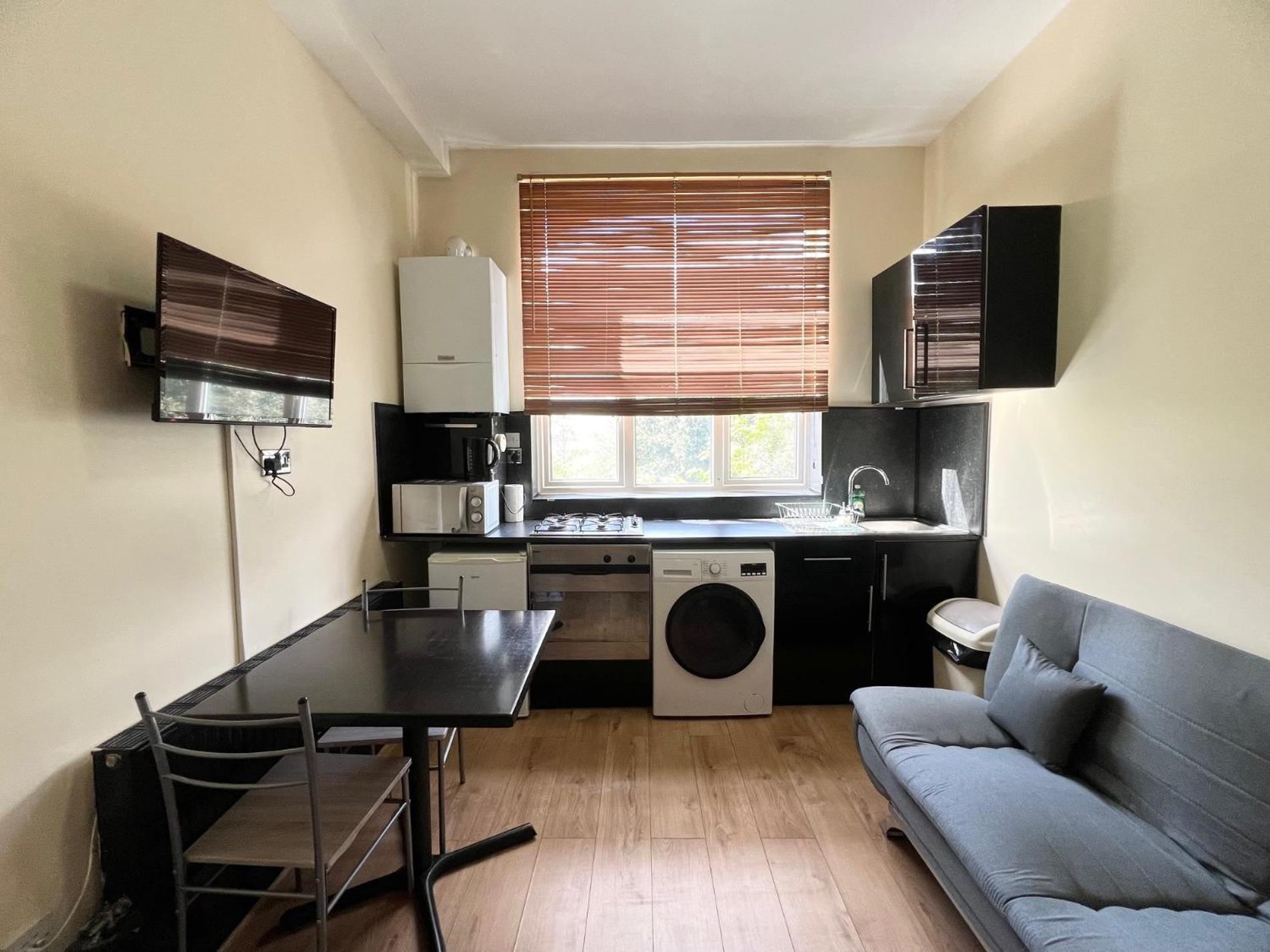 Comfy Apartments - Finchley Road ลอนดอน ภายนอก รูปภาพ