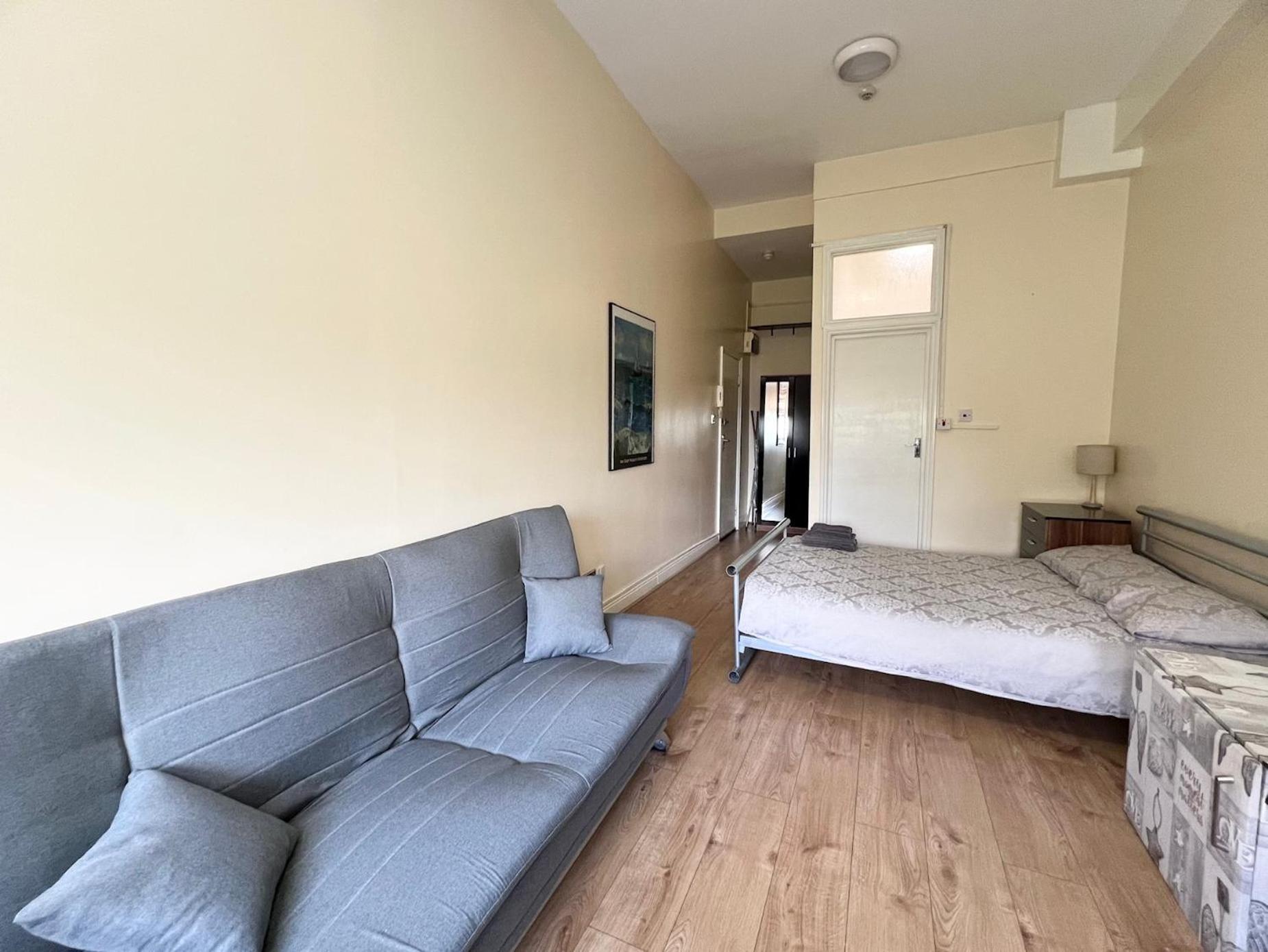 Comfy Apartments - Finchley Road ลอนดอน ภายนอก รูปภาพ