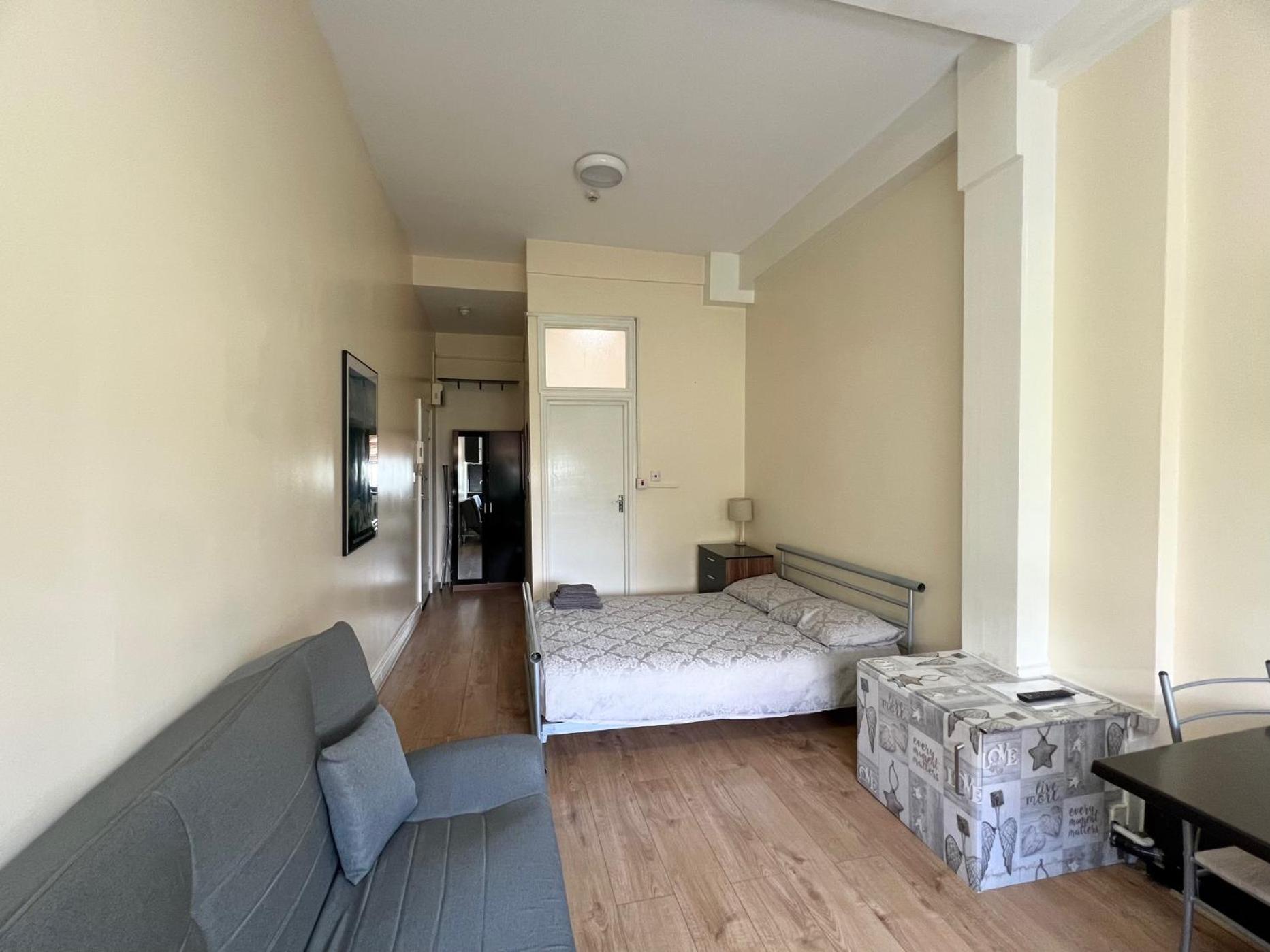 Comfy Apartments - Finchley Road ลอนดอน ภายนอก รูปภาพ