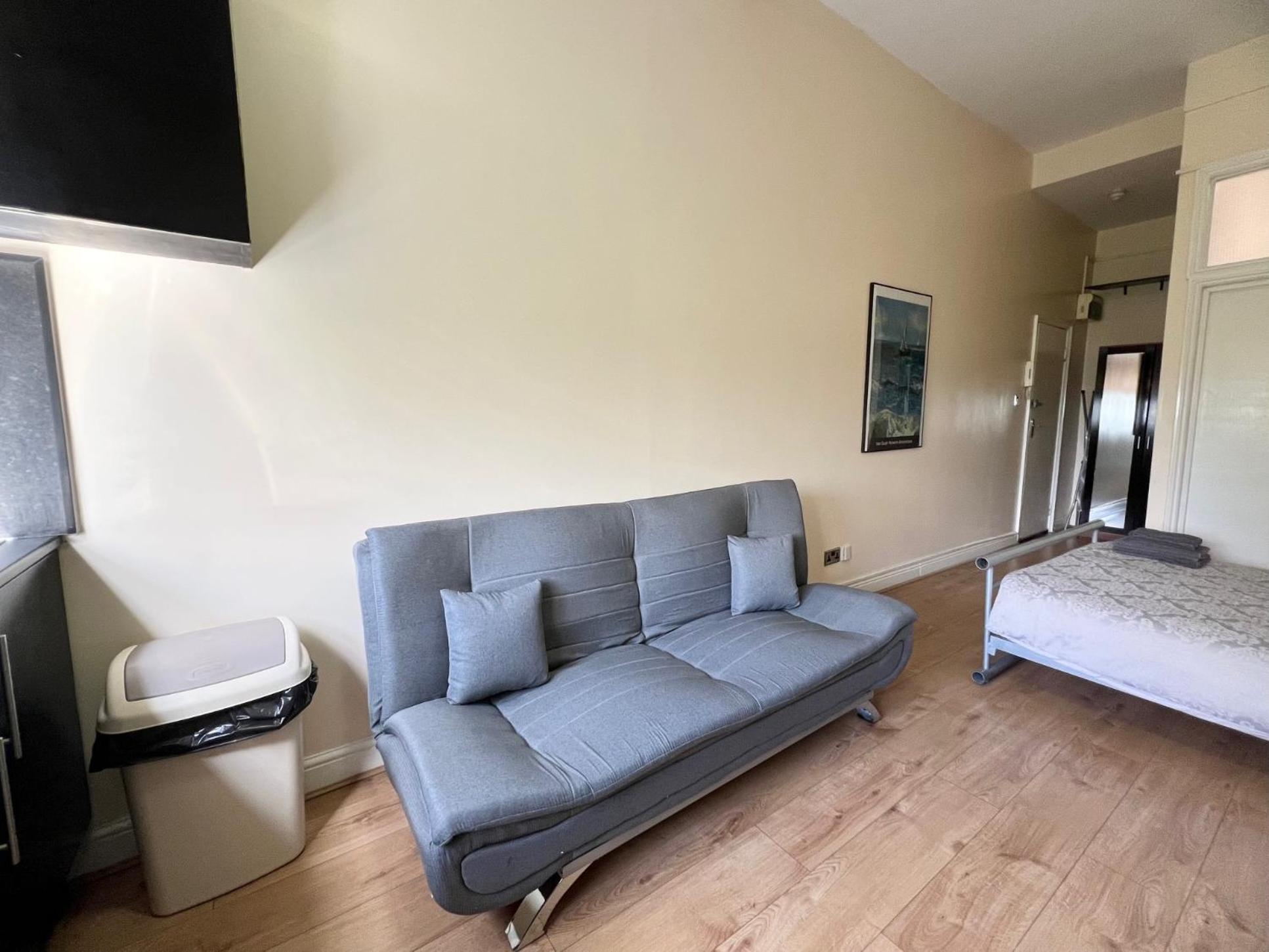Comfy Apartments - Finchley Road ลอนดอน ภายนอก รูปภาพ
