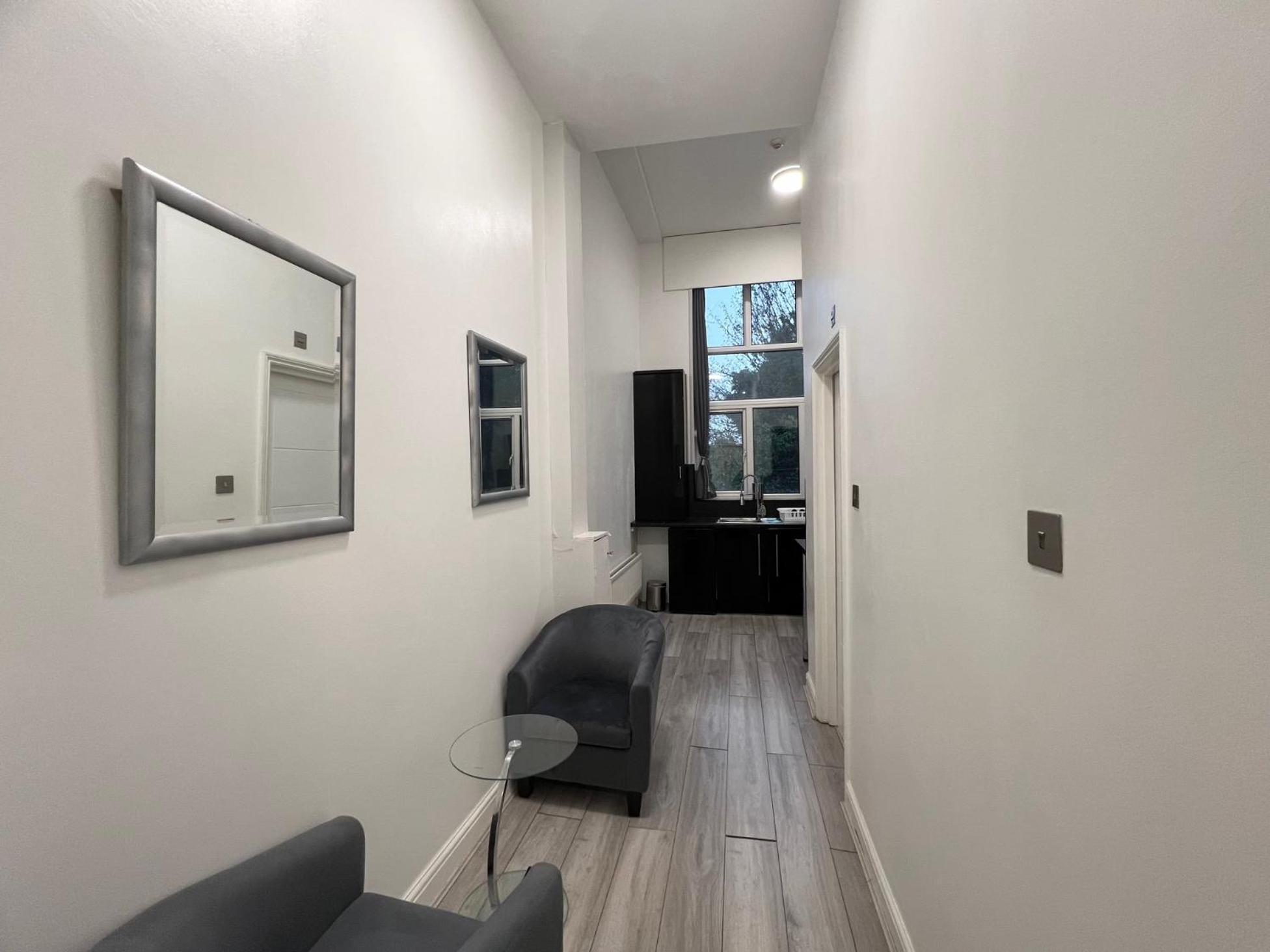 Comfy Apartments - Finchley Road ลอนดอน ภายนอก รูปภาพ